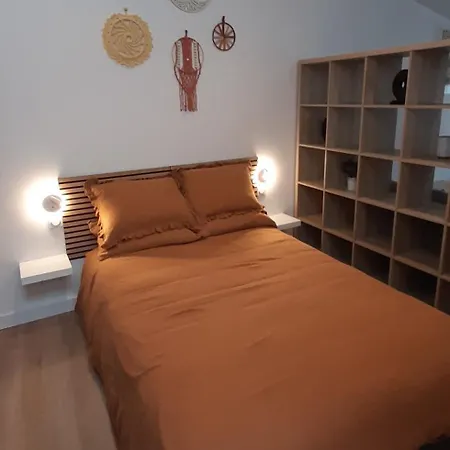 De La Comedie, Dernier Etage Lägenhet *